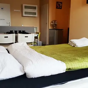 Walk Distance To Mokotow Business Park Apartment Warsaw